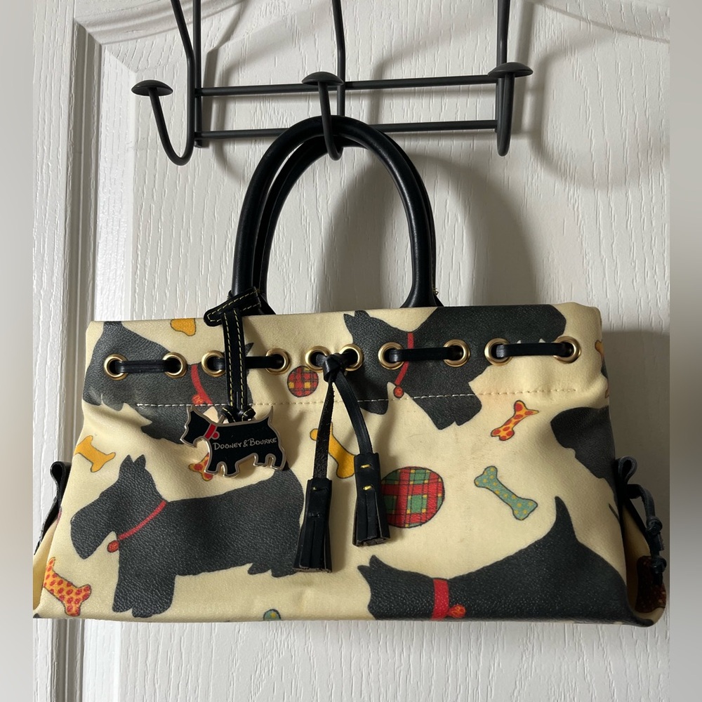 Dooney & Bourke Y2K vintage Scottie bag